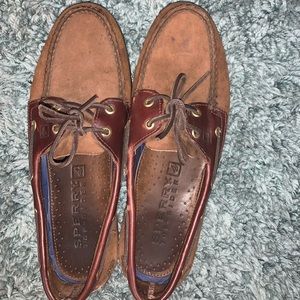 Men’s Sperry boat shoes